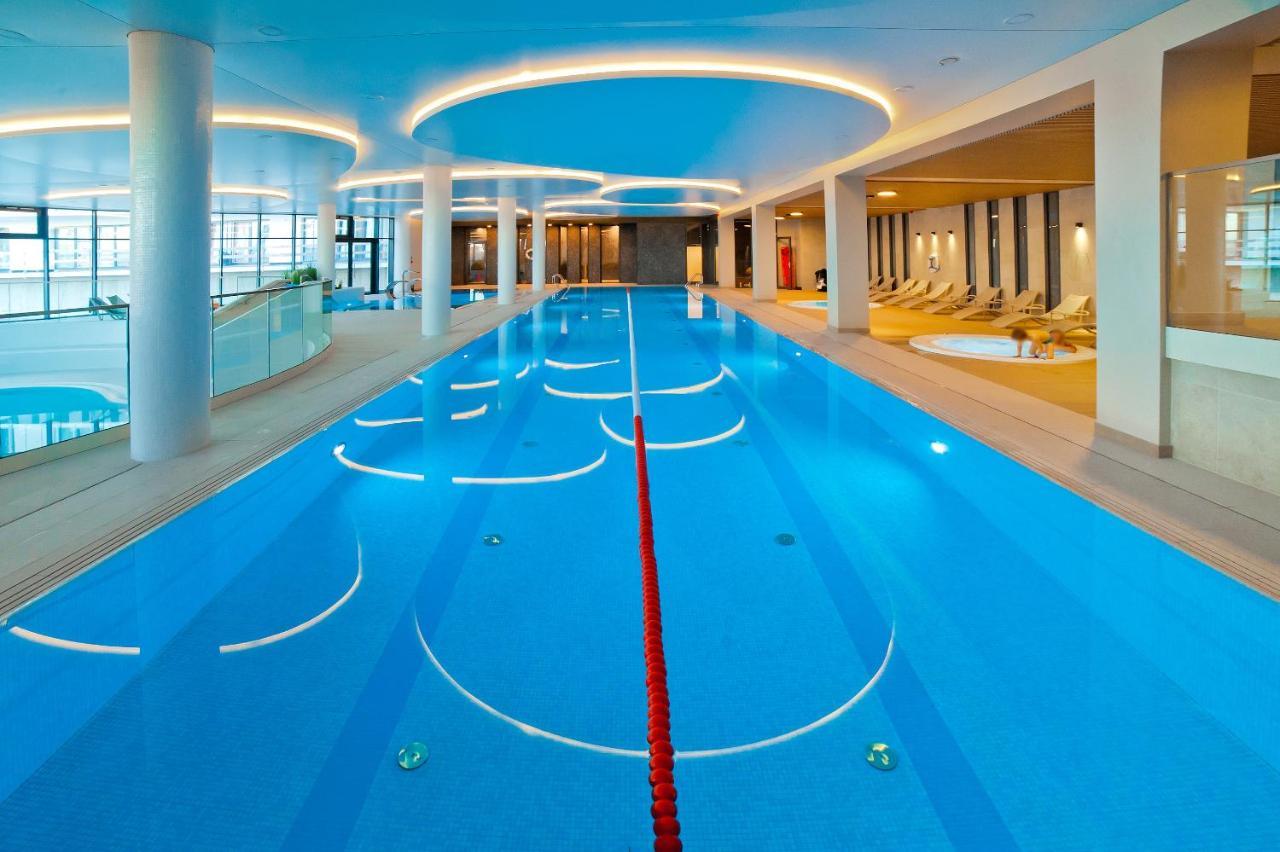 Aqua Apartments-aqua Park No Limit, Parking Apartment